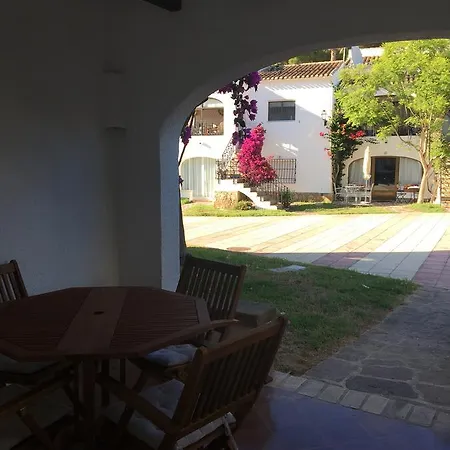 90 Toscamar Apartment