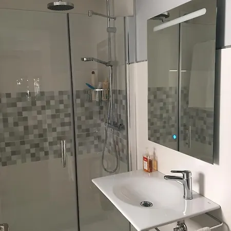 90 Toscamar Apartment
