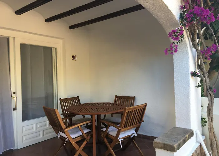 90 Toscamar شقة *